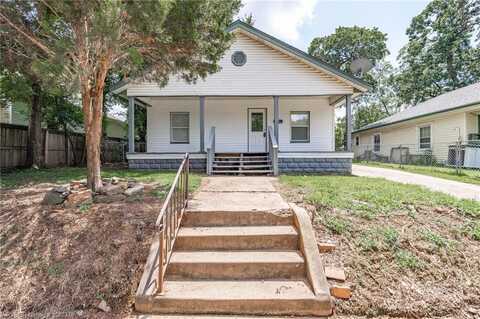 1906 S Q ST, Fort Smith, AR 72903