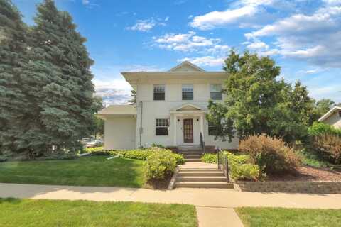 724 33rd Street, Sioux City, IA 51104