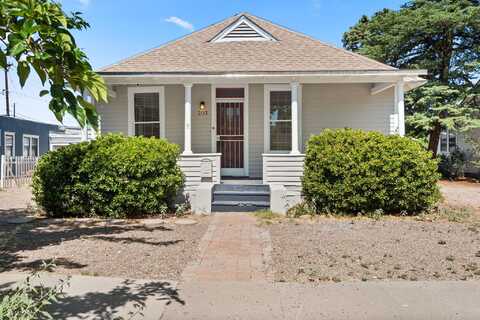 203 14TH Street NW, Albuquerque, NM 87104