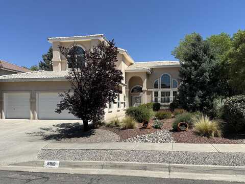 8819 GREENARBOR Road NE, Albuquerque, NM 87122