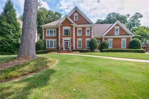 5201 Brooke Farm Drive, Atlanta, GA 30338