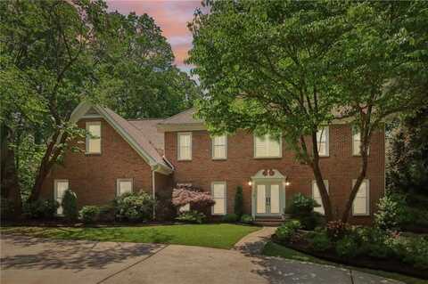 210 Willow Lake Cove, Roswell, GA 30075