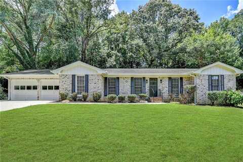 537 Rollingwood Drive, Stone Mountain, GA 30087