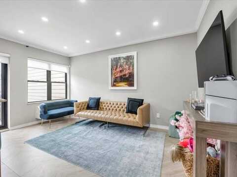 134 West End Ave, Brooklyn, NY 11235