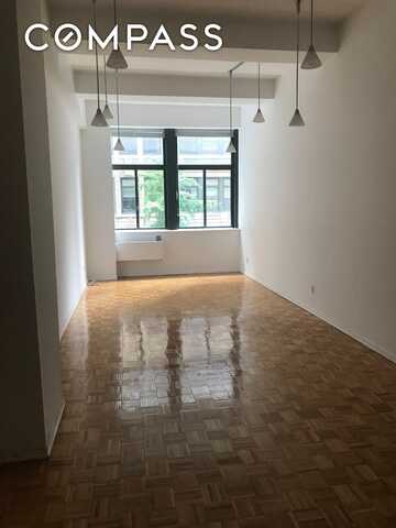 310 East 46th Street, New York, NY 10017
