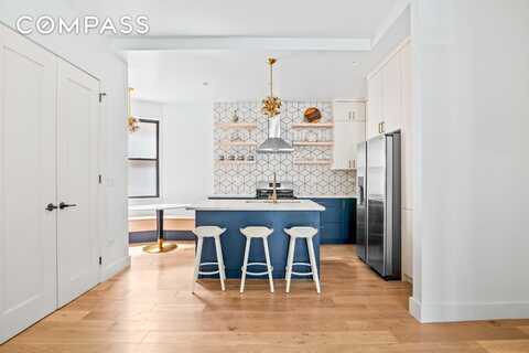 170 East 94th Street, New York, NY 10128