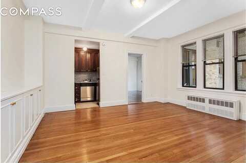 157 East 72nd Street, New York, NY 10021