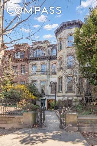 269 Clinton Avenue, Brooklyn, NY 11205