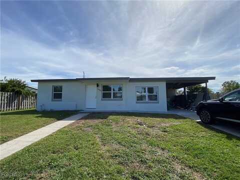 21043 Gladis Avenue, Port Charlotte, FL 33952