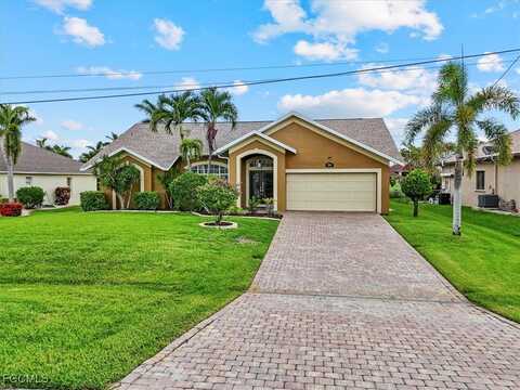 2502 Miracle Parkway, Cape Coral, FL 33914