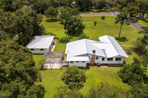 271 N Riverview Street, Labelle, FL 33935