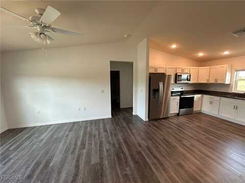 131 Carousel Avenue, Labelle, FL 33935