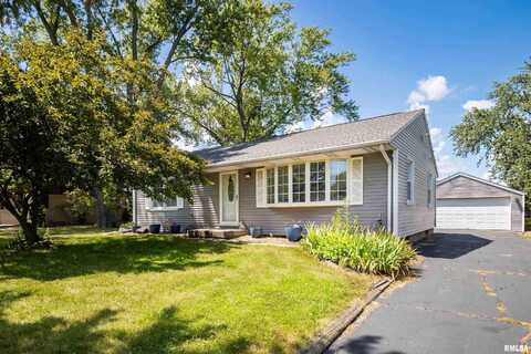 6119 W FAIRVIEW Road, Peoria, IL 61607