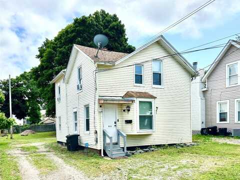 915 W 2ND Street, Erie, PA 16507