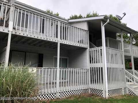 136 View Court, Mount Pocono, PA 18344