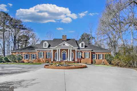 300 Island Cove, Newnan, GA 30263