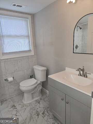 1081 State, Atlanta, GA 30318