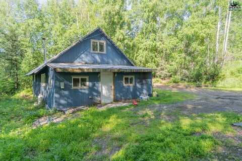 858 CRAZY HORSE WAY, Fairbanks, AK 99712