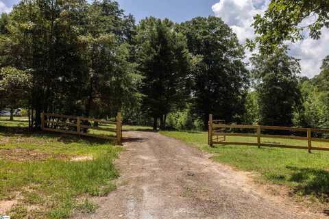 158 Brockeric Road, Honea Path, SC 29654