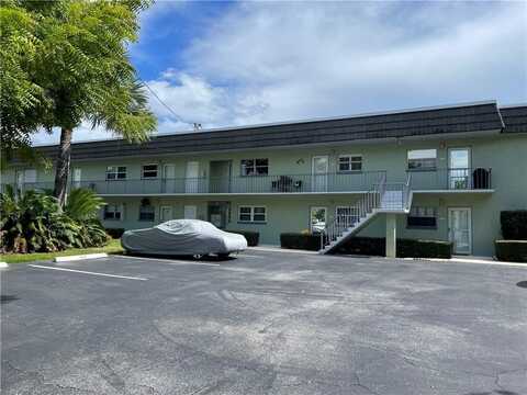 1151 Carlton Ct, Fort Pierce, FL 34949