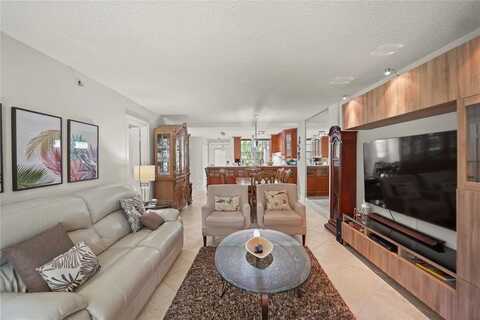 2998 NW 48th Terr, Lauderdale Lakes, FL 33313