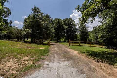 158 Brockeric Road, Honea Path, SC 29654