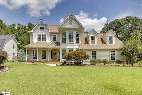 704 E Silverleaf Street, Greer, SC 29650