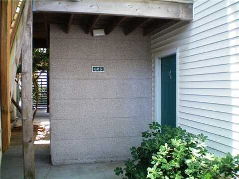 603 W Island Square Drive, Saint Simons Island, GA 31522