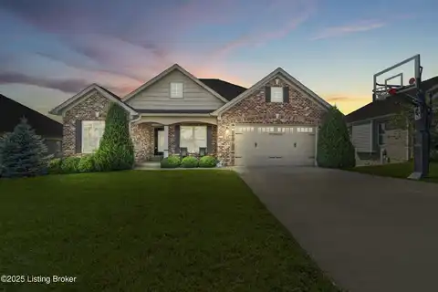 3124 Timberlake Ct, Jeffersonville, IN 47130