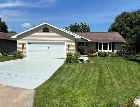 1 ROCKY Court, APPLETON, WI 54915