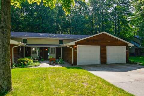 3668 S TIMBER Trail, SUAMICO, WI 54173