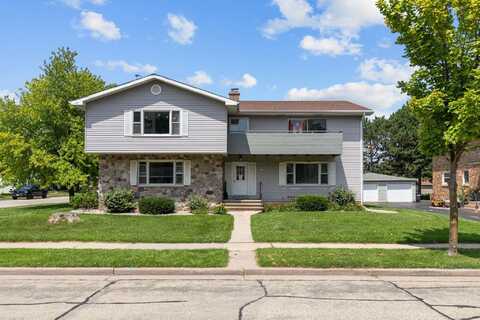 1316 BISMARCK Avenue, OSHKOSH, WI 54902