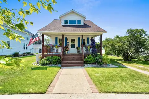 120 S WASHINGTON Street, DE PERE, WI 54115