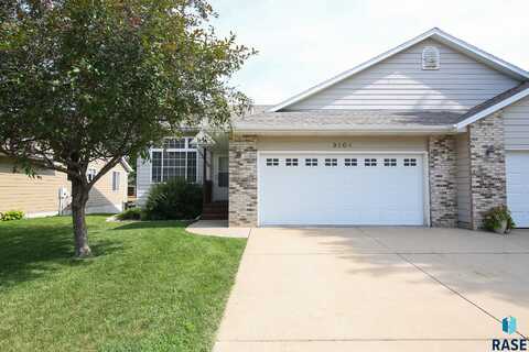 3204 S Moonflower Ave, Sioux Falls, SD 57110