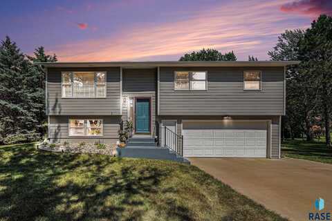 27094 Baron Pl, Sioux Falls, SD 57108