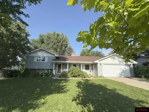 829 Church Street, Saint Peter, MN 56082