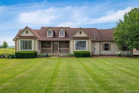7366 E Maple Avenue, Grand Blanc, MI 48439