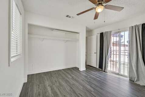 1722 E University Avenue, Las Vegas, NV 89119