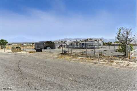 3551 Tahachapi Avenue, Pahrump, NV 89048