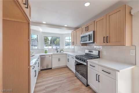 5632 Sea Breeze Avenue, Las Vegas, NV 89110