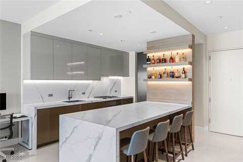 3750 Las Vegas Boulevard, Las Vegas, NV 89158
