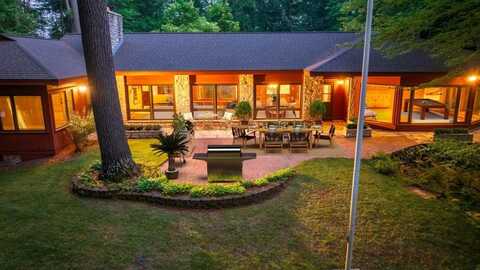 4239 FOREST POINT DR, Rhinelander, WI 54501