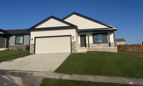 4324 Woodside Village Drive, Lincoln, NE 68528