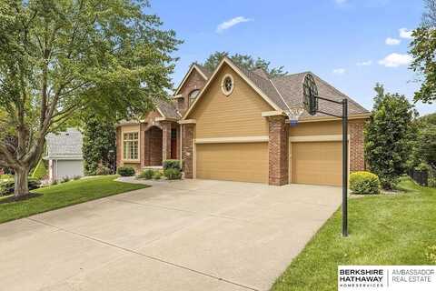510 W Centennial Road, Papillion, NE 68046
