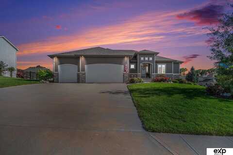 5015 Clearwater Drive, Papillion, NE 68133
