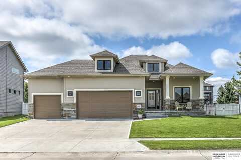 12413 Pheasant Run Lane, Papillion, NE 68046