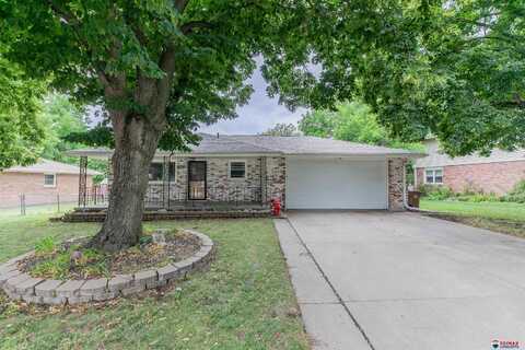 4331 S 37th Street, Lincoln, NE 68516