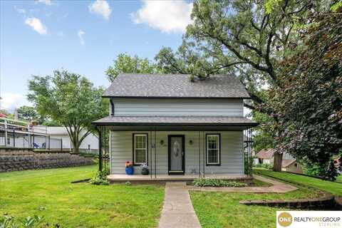 609 Linden Street, Oakland, IA 51560