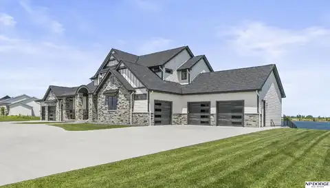 3224 Bryan Shore Drive, Fremont, NE 68025