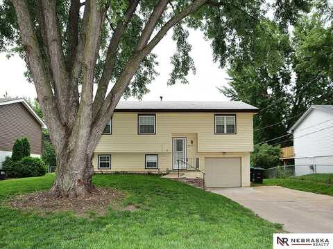 6405 N 66th Street, Omaha, NE 68104